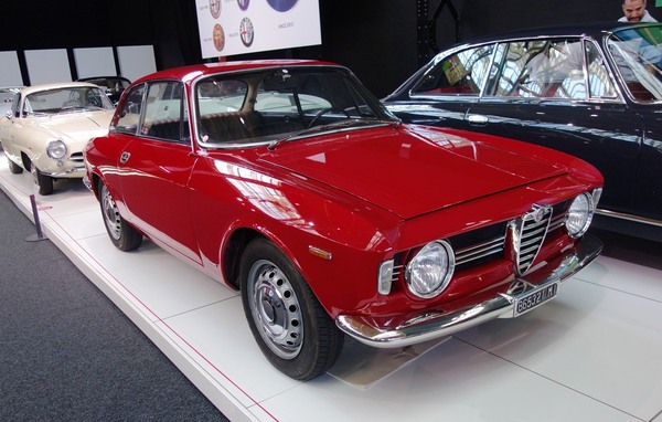 Alfa Romeo Giulia Sprint GT Veloce
