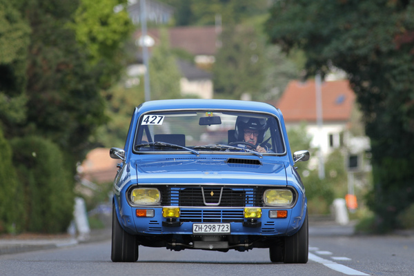 Renault R 12
