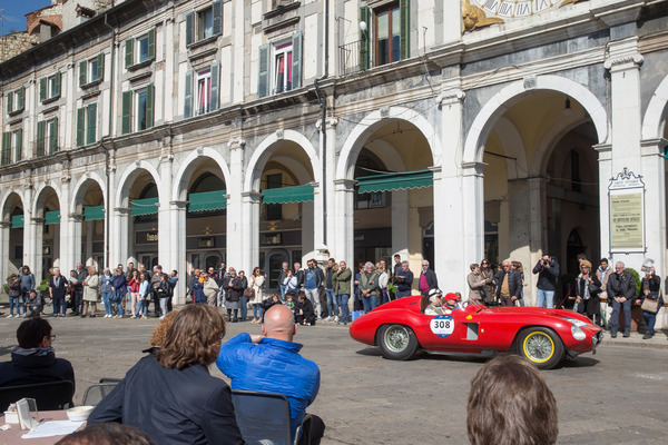 Ferrari 857 S