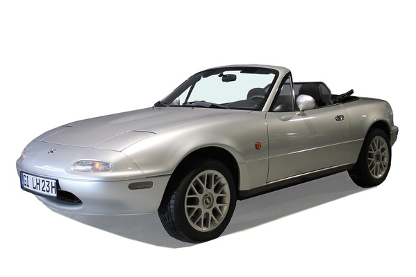 Bild 10. Preis Mazda MX 5 NA - 29. Oldtimerspendenaktion der Lebenshilfe Gießen 2023