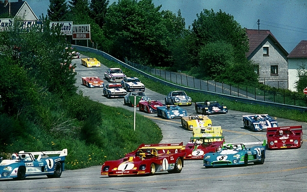 Bild: 1000 km Rennen 1973 - Einführungsrunde, Cevert führt mit Matra Nr. 4, gefolgt vom Ferrari von Jacky Ickx