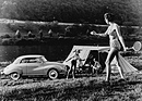 Image: In 1953, West Germany was also able to offer the comfort of the 3-cylinder engine. And even in a 3=6 Coupé and 50s idyll