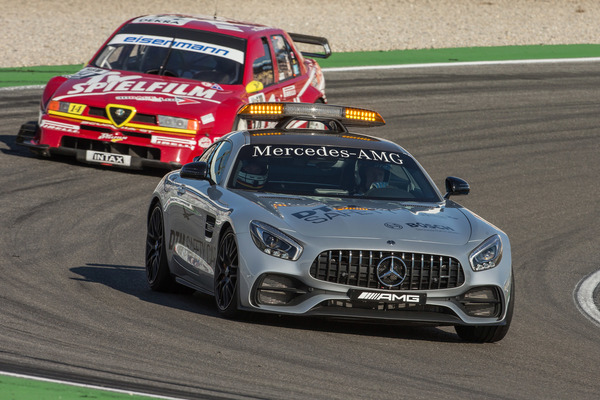 20-jähriger Alfa Romeo hinter modernem Safety Car - Tourenwagen Classics Hockenheimring 13./14. Oktober 2018