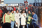 Bild: 24 Stunden von Daytona 1968 – Rolf Stommelen, Jochen Neerpasch, Vic Elford, N.N, Hans Herrmann und Jo Siffert nach ihrem Gesamtsieg mit dem 907 LH.