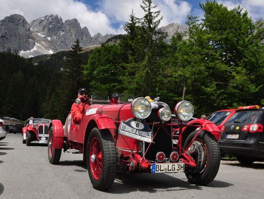 28. Kitzbüheler Alpenrallye: Rund 180 der schönsten Automobilklassiker aus vergangenen Jahrzehnten auf den schönsten Bergstrassen der Alpen