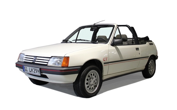 6. Preis Peugeot 205 Cabrio - 29. Oldtimerspendenaktion der Lebenshilfe Gießen 2023