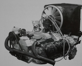 6-Zylinder-Boxermotor vor der Vorderachse