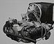 6-Zylinder-Boxermotor vor der Vorderachse (© Archiv Gerhard Schütz, 2025) 6-Zylinder-Boxermotor vor der Vorderachse (© Archiv Gerhard Schütz, 2025)
