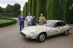 60 Jahre Jaguar E-Type werden mit besonderen Exemplaren gefeiert 60 Jahre Jaguar E-Type werden mit besonderen Exemplaren gefeiert