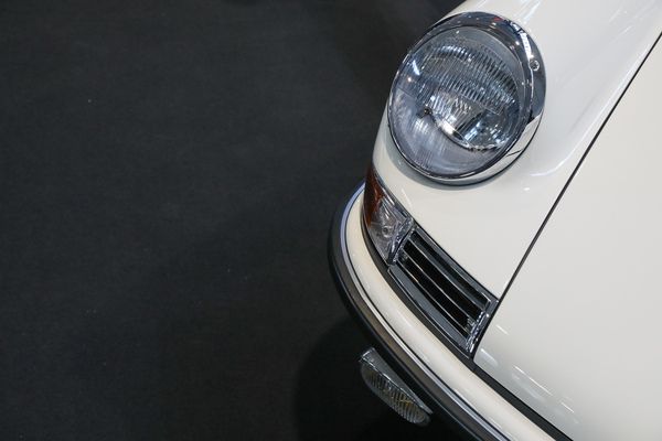 60 Jahre Pepita-Muster werden mit diesem Porsche 911 auf dem Stand von Rare-Sphere gefeiert - 24. Retro Classics Stuttgart 2025