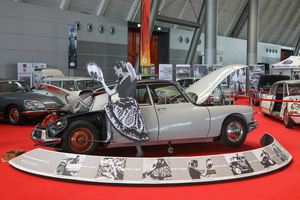 Bild 70 Jahre Citroën DS - 24. Retro Classics Stuttgart 2025
