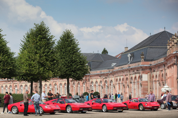 Image: 70 years of Ferrari in the Schlosspark - Classic Gala Schwetzingen 2017