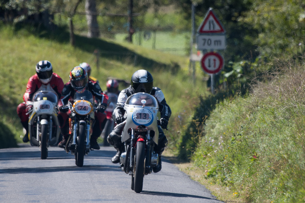 80 Motorräder waren gleichzeitig auf der Strecke - Impressionen vom Grand Prix Suisse Berne Memorial 2018