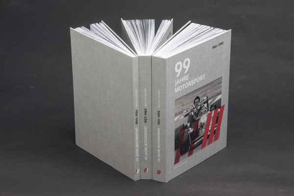 900 Seiten und 900 Fotos verteilt auf drei Bände - Werk "99 Jahre Rennsport" (3 Bücher)