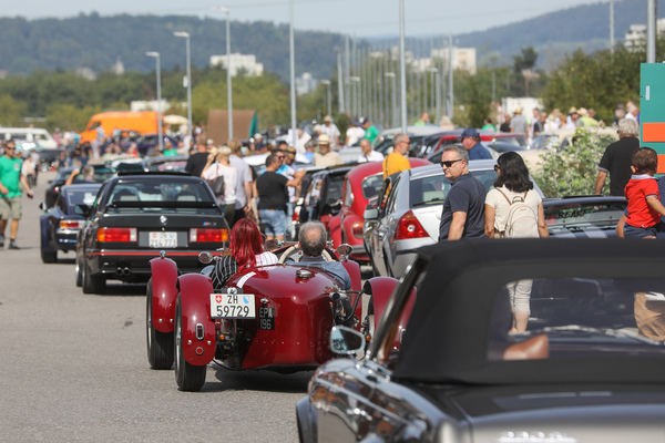 AC 16/80 Sports (1936) - wenn die Haarfarbe fast zum Auto passt - 6. Lägern Classic 2023