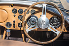 AC Ace Bristol (1960) - Drehzahlmesser und Tacho dominieren