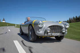 AC Ace Bristol (1960) - auf der linken Strassenseite fühlt es sich abstammungsbedingt wöhler AC Ace Bristol (1960) - auf der linken Strassenseite fühlt es sich abstammungsbedingt wöhler