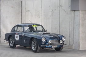 AC Aceca (1955) - das Coupé ist mit knapp 3,9 Metern Länge kompakter als es scheint