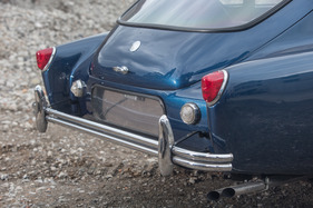 AC Aceca (1955) - das Nummernschild wurde unter Glas gezeigt