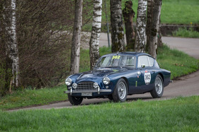 AC Aceca (1955) - sieht fast ein wenig nach Mille Miglia aus