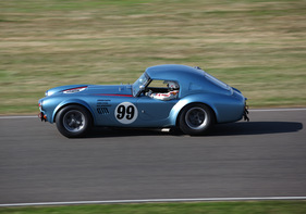 Bild Shelby Cobra CSX 2301 am Goodwood Revival 2012