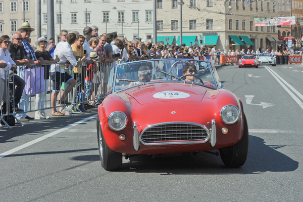AC Cobra 289 (1964) - am Gaisbergrennen 2015