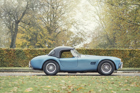 AC Cobra 289 Roadster (1966) - angeboten an der Bonhams Versteigerung im Grand Palais in Paris am 5. Februar 2015