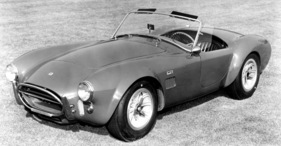 AC Cobra 427 (1965) - 7 Liter Hubraum und minimales Gewicht