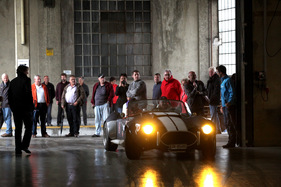 AC Cobra 427 (1968) - anlässlich des Klausenrennen Prologs 2012 im Gotthard Motorpark