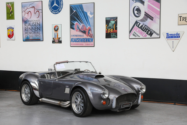 AC Cobra 427 Replica by HS (2000) - als Lot 71 angeboten an der Versteigerung der Oldtimer Galerie in Toffen am 22. März 2025
