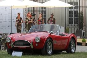 AC Cobra MkII (1964) - Klasse "A1 - Années JukeBox 1945-1960" - Concours d'Elégance Suisse Coppet 2017