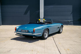 AC MA-200 (1963) – von schräg hinten könnte er auch der grössere Bruder des MGB sein