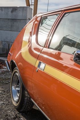 AMC Gremlin X (1976) - mit Hüftschwung (1976)