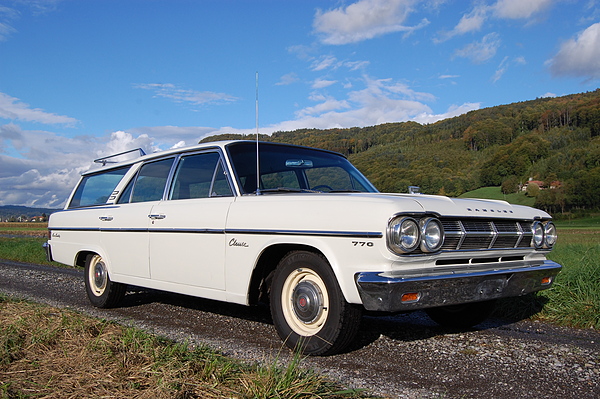 AMC Rambler Classic 770 Cross Country (1965) - angeboten als Lot 77 an der Versteigerung der Oldtimer Galerie Toffen vom 1. Dezember 2012
