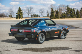AMC Spirit AMX (1979) - der Heckspoiler und die AMX-Kleber waren Serienausstattung AMC Spirit AMX (1979) - der Heckspoiler und die AMX-Kleber waren Serienausstattung