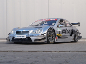 AMG-Mercedes C-Class DTM (2004) - Lot 116 at the RM/Sotheby's auction in Munich on November 17, 2023