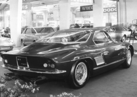 ATS 2500 GT (1964) - Heckansicht des am Genfer Autosalon von 1964 ausgestellten Sportwagens