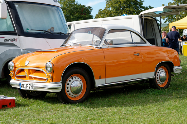AWZ P 70 Coupé (1957) stand versteckt auf dem Teilemarkt. Im gegensatz zu Limousine und Kombi hatte das Coupé eine Stahlblechkarosserie – OMMMA 2023