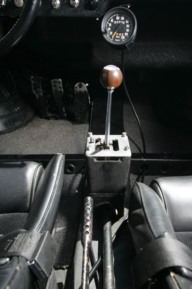 Abarth 1300 OT (1966) - der Schaltmechanismus liegt offen da