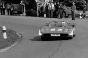Abarth 2000 Sport (1969) - Arturo Merzario auf dem Abarth beim letzten Gaisbergrennen von 1969