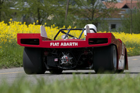 Abarth 2000 Sport Gruppe 5 (1968) - bei der Rückführung des Feldes am GP Mutschellen 2012