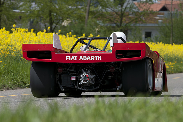 Abarth 2000 Sport Gruppe 5 (1968) - bei der Rückführung des Feldes am GP Mutschellen 2012