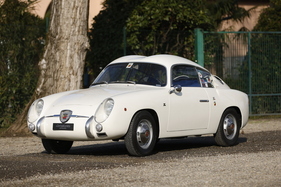 Abarth 750 GT 'Double Bubble' Coupé (1958) - offered as lot 220 at the Bonhams Les Grandes Marques du Monde au Grand Palais Paris auction on February 3, 2022