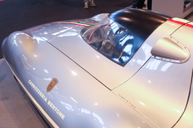 Abarth 750 Record Bertone (1956) - enges Cockpit, nichts für Sitzriesen - Auto d'Epoca Padova 2015