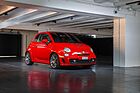 Abarth Fiat 500 Ferrari Dealers Edition (2009) - als Lot 168 an der Artcurial-Versteigerung anlässlich der Rétromobile Paris am 18./19. März 2022