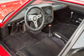 Abarth Scorpione (1970) - sportliches Interieur, Instrumente in der Mittelkonsole