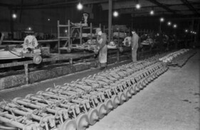 Achsenherstellung in den Volkswagen-Werken