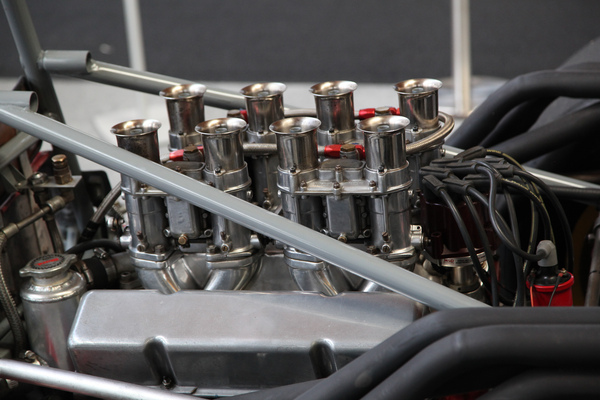 Achtzylinder-Motor des Lola Formelwagens in der Sonderschau "Old English Style" - Klassikwelt Bodensee 2016