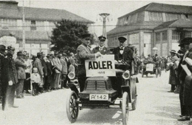 Adler (1900) - am Jubiläumskorso des ASC im Jahr 1925