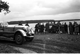 Adler Diplomat Geländesport (1935) - Auch die SS bediente sich dieser Propagandamöglichkeit gern und setzte ein eigenes Team ein